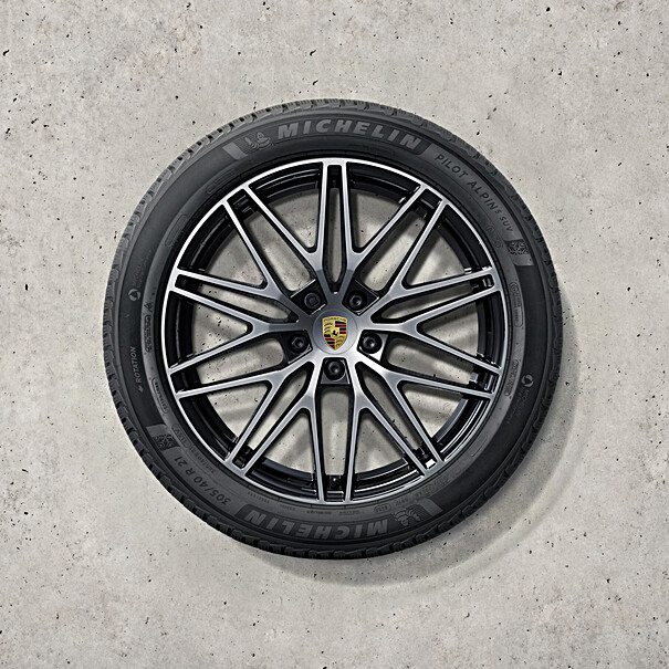 Porsche 21 inch Cayenne RS Spyder complete winterwielenset