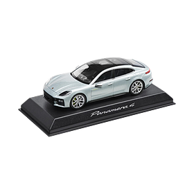Porsche Panamera 4S E-Hybrid (G3), 1:43